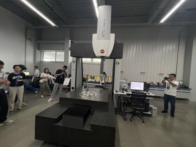 稅惠助力'小巨人' 迸發(fā)'大能量'——山東威海專精特新企業(yè)技術(shù)服務(wù)發(fā)展觀察