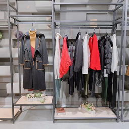 廣州品牌折扣女裝貨源 淘寶與專業尾貨批發網的零售新機遇